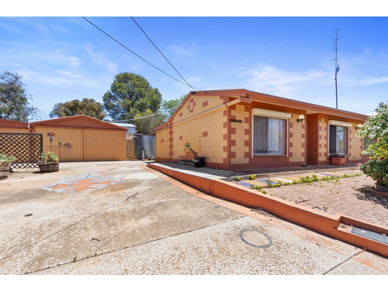 13 Merivale Street, Blanchetown SA 5357