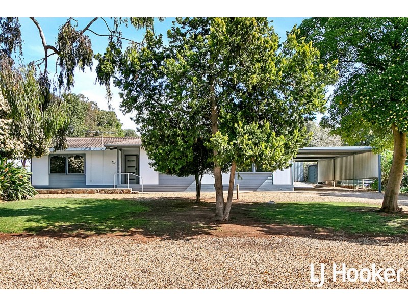 15 Bevan Street, Greenock SA 5360