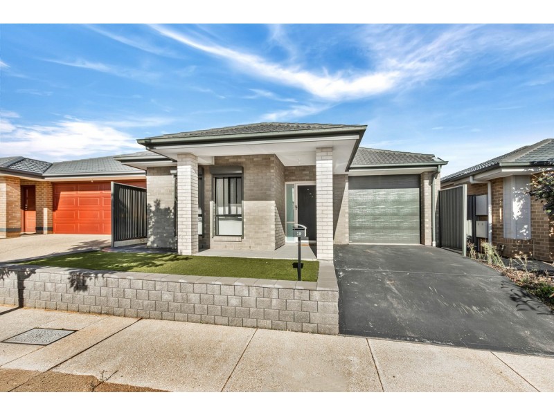 19 Highland Circuit, Blakeview SA 5114