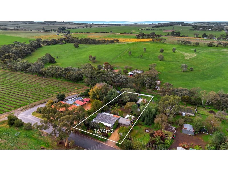 10 Timmens Street, Greenock SA 5360