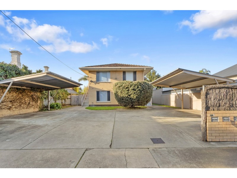 1/16 Russell Street, Rosewater SA 5013