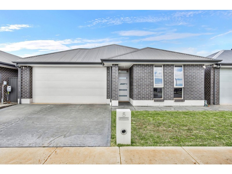 5 Peter Street, Angle Vale SA 5117
