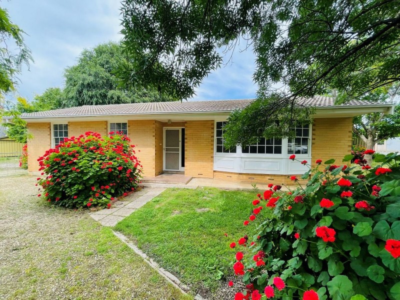 8 Finniss Street, Gawler SA 5118