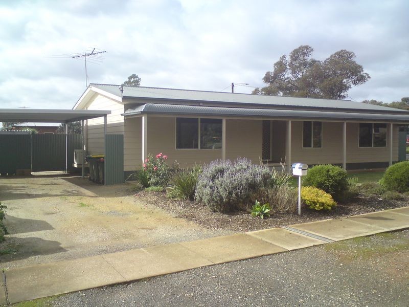 2 Longford Street, Evanston SA 5116