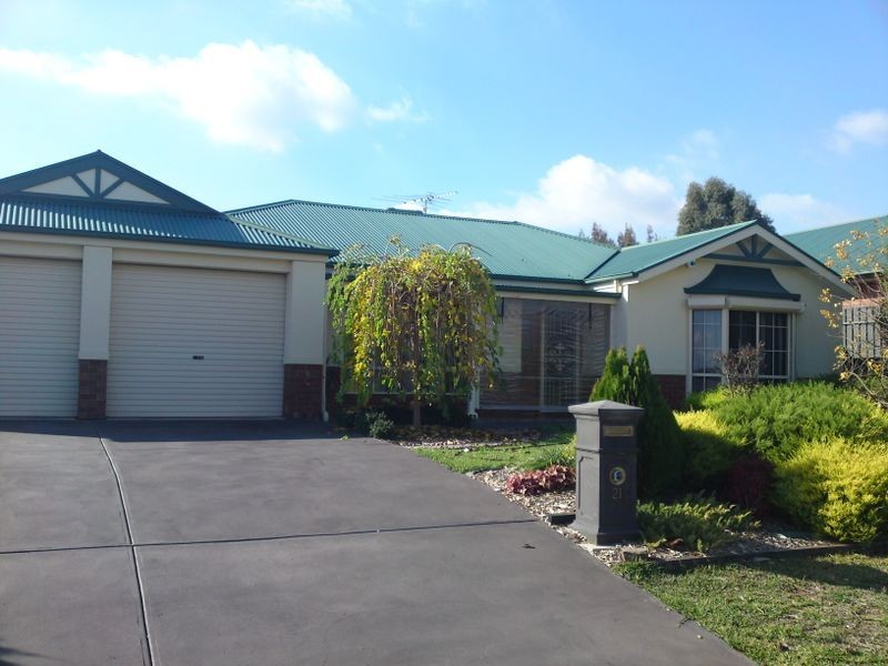 21 Whinnen Street, Evanston Park SA 5116