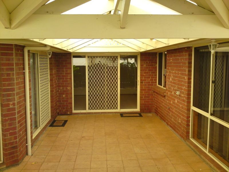 21 Whinnen Street, Evanston Park SA 5116