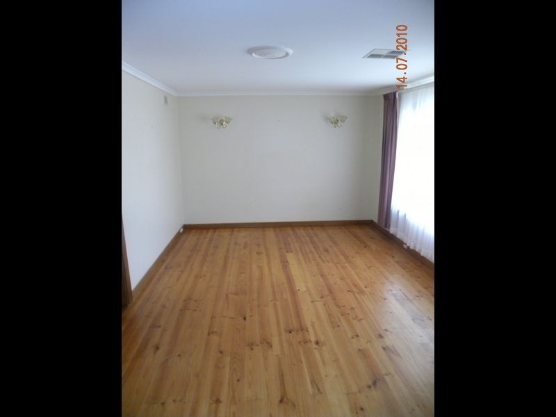 18 Popham Ave, Gawler East SA 5118