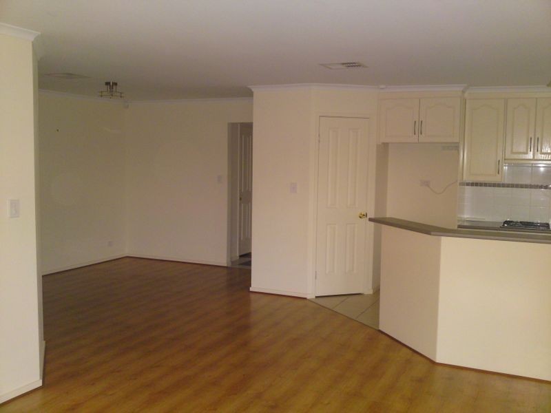 10 TEAL COURT, Hewett SA 5118