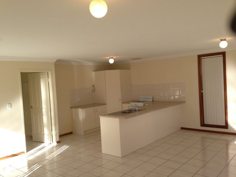 1/16 Birkett Street, Evanston SA 5116