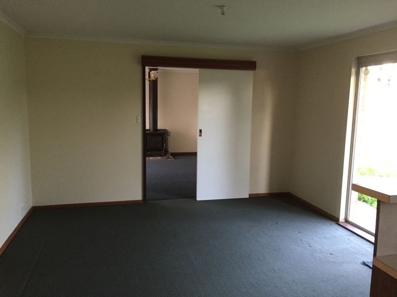 16 Commodore Pararde, Andrews Farm SA 5114