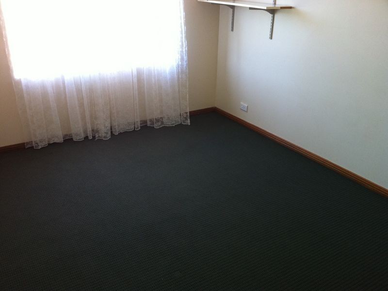 16 Commodore Pararde, Andrews Farm SA 5114