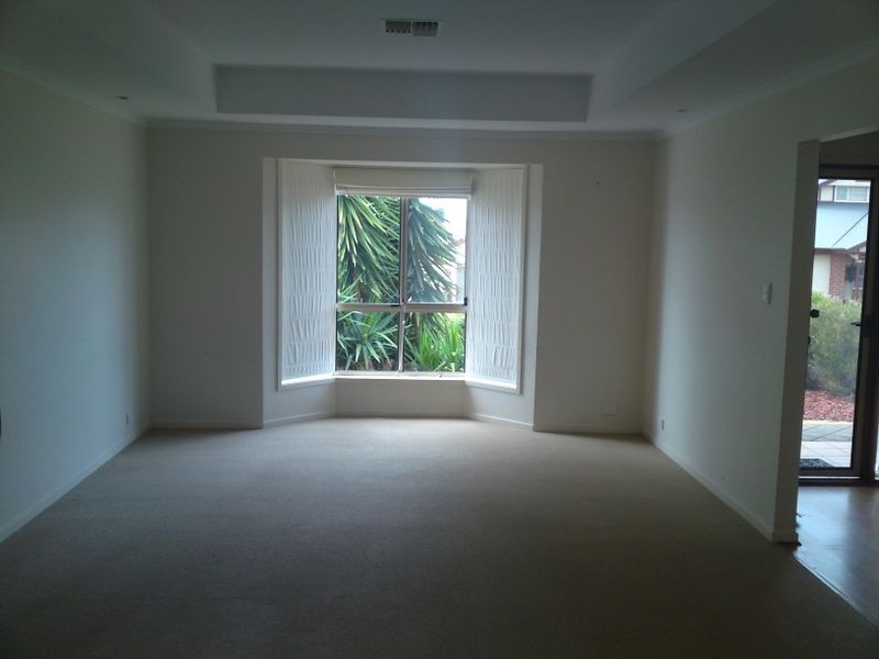 15 Oaklands Circuit, Hewett SA 5118