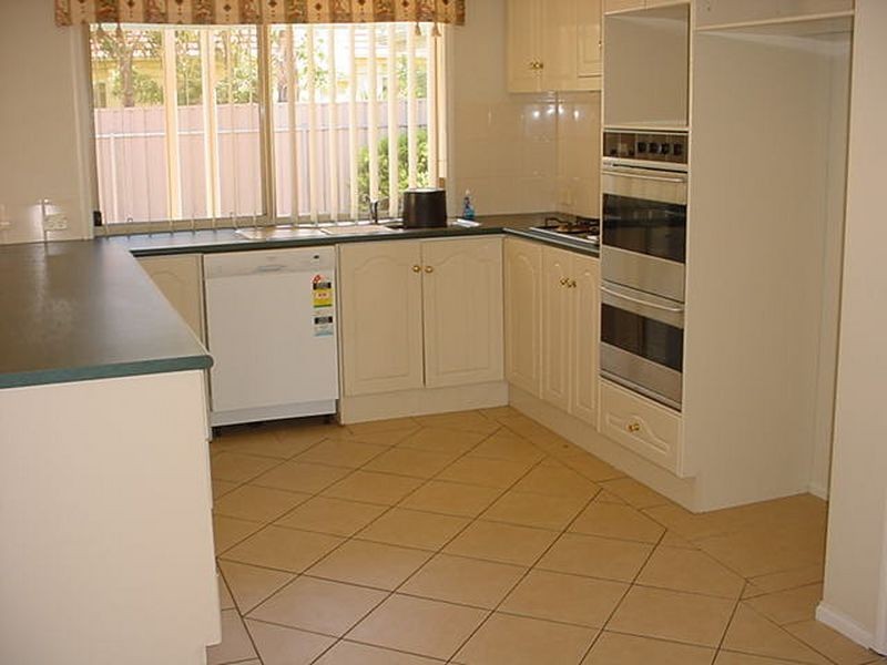 1 Greening Drive, Evanston Park SA 5116