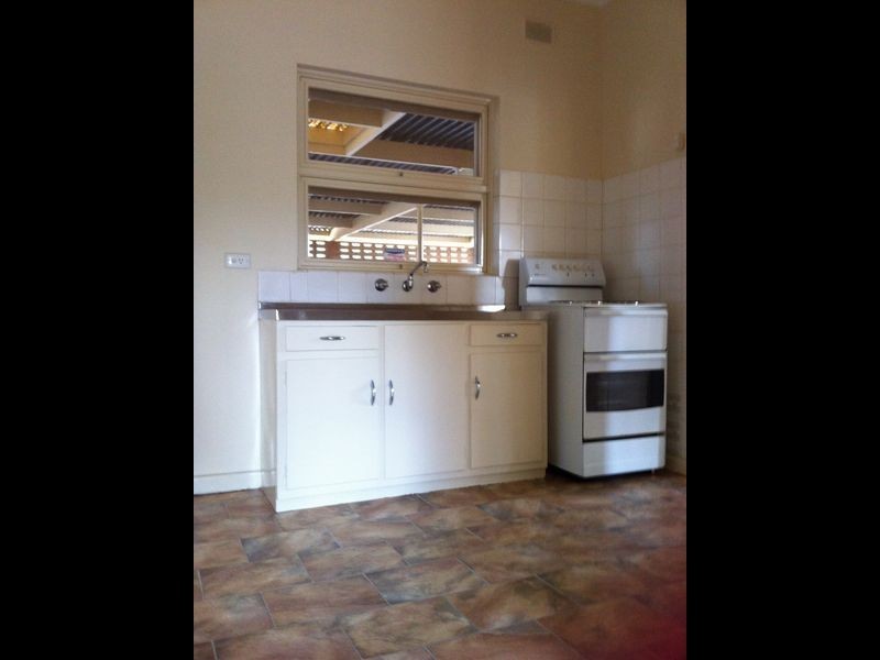 126 Main North Road, Evanston Park SA 5116