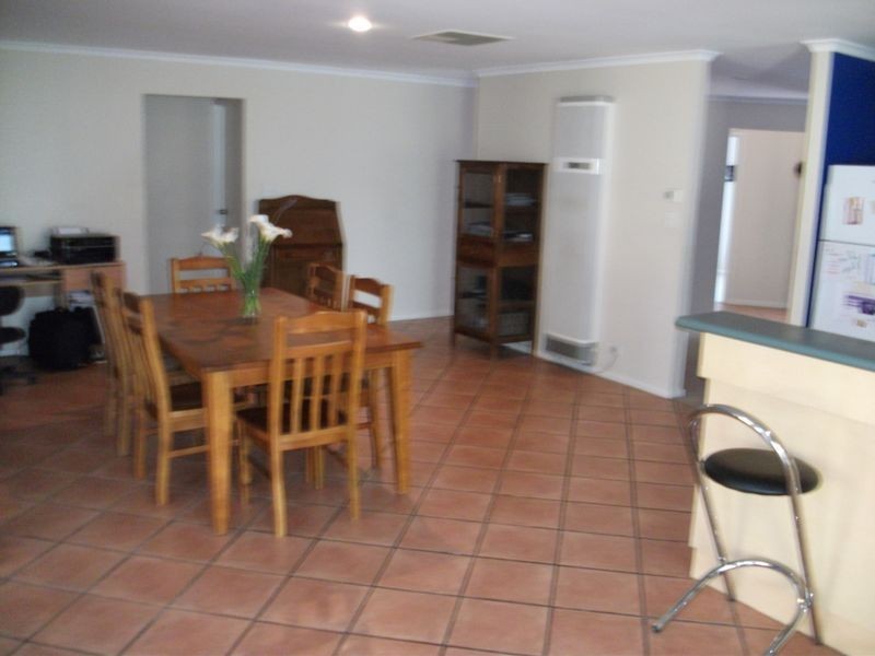 35 Trinity Drive, Evanston Park SA 5116