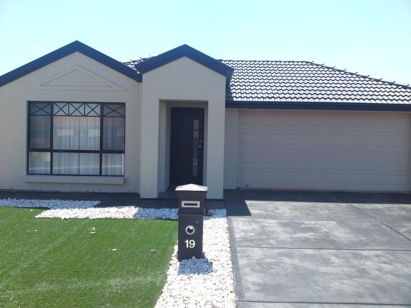 19 Monterey Drive, Munno Para West SA 5115