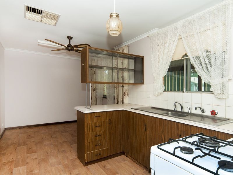 3 Edward Crescent, Evanston Park SA 5116