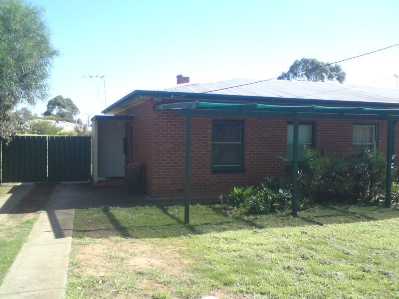 6 Dalton Street, Evanston SA 5116