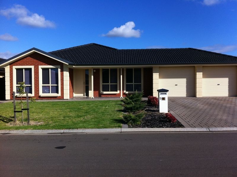 5 St George Court, Andrews Farm SA 5114