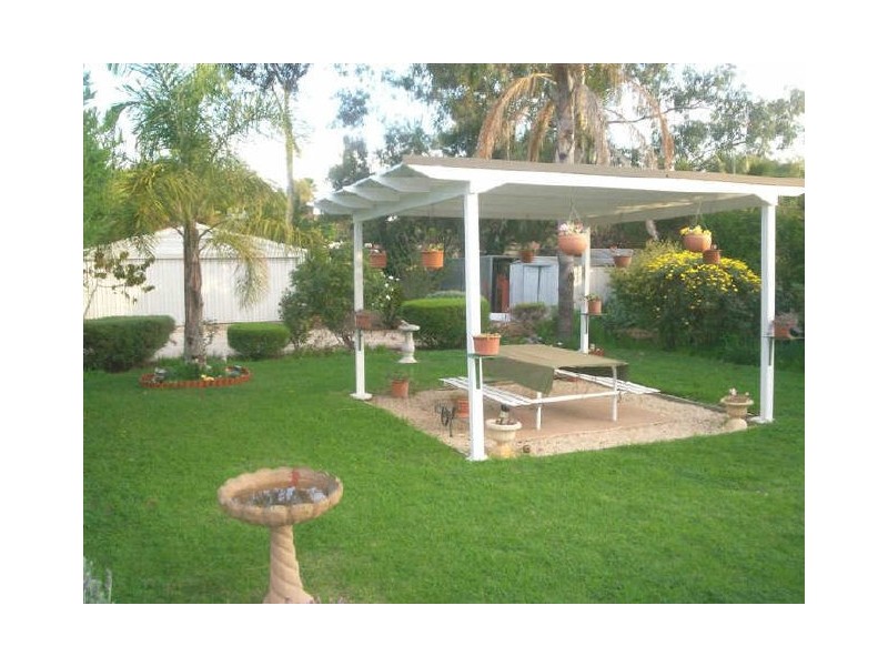 83 LYNDOCH ROAD, Gawler East SA 5118