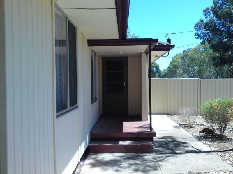 2 Beadnall Tce, Gawler West SA 5118