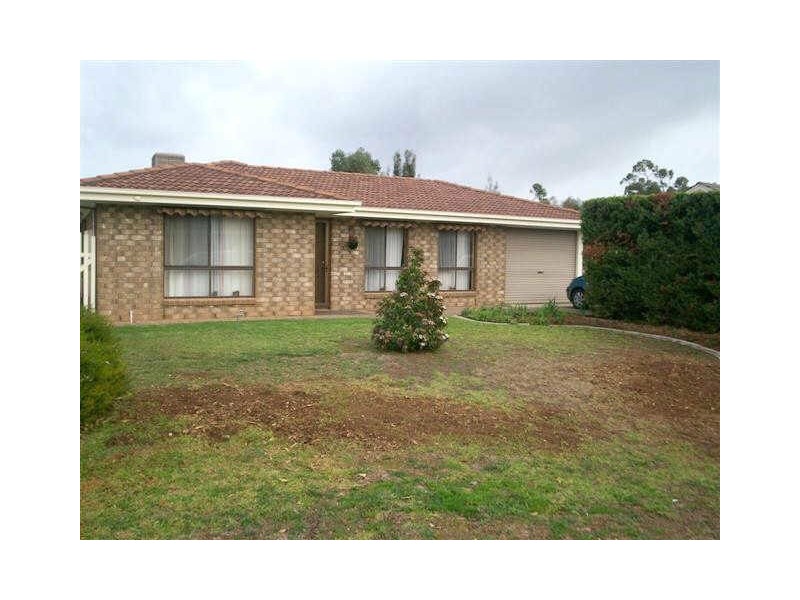 6 ROBINSON ROAD, Willaston SA 5118