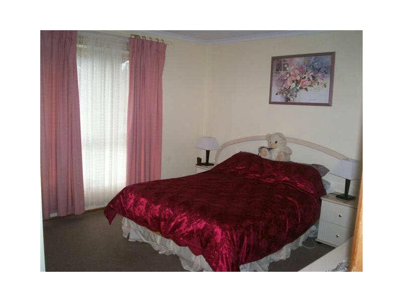 6 ROBINSON ROAD, Willaston SA 5118