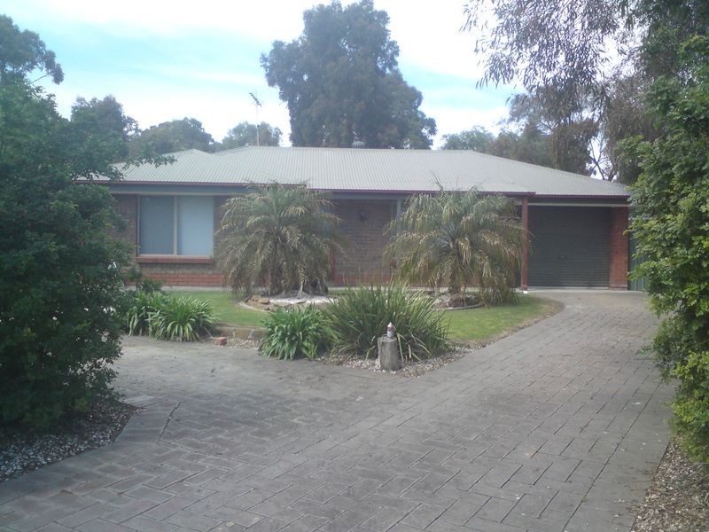 13 Mitchell Court, Williamstown SA 5351