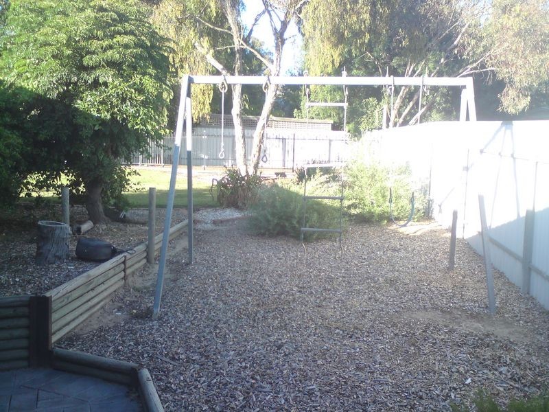 13 Mitchell Court, Williamstown SA 5351