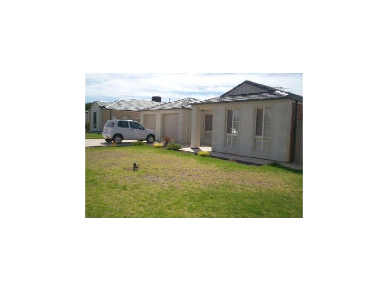 1 WATERHOUSE CIRCUIT, Willaston SA 5118