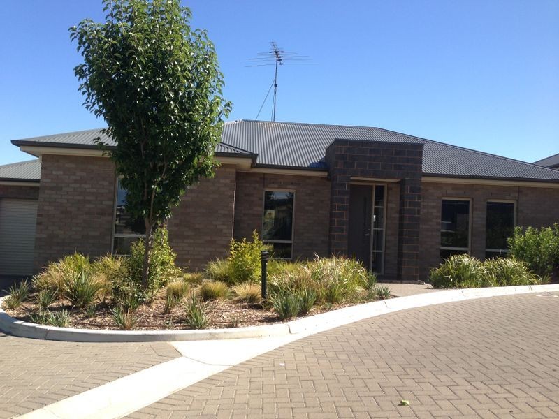 6 Bagot Court, Evanston Park SA 5116