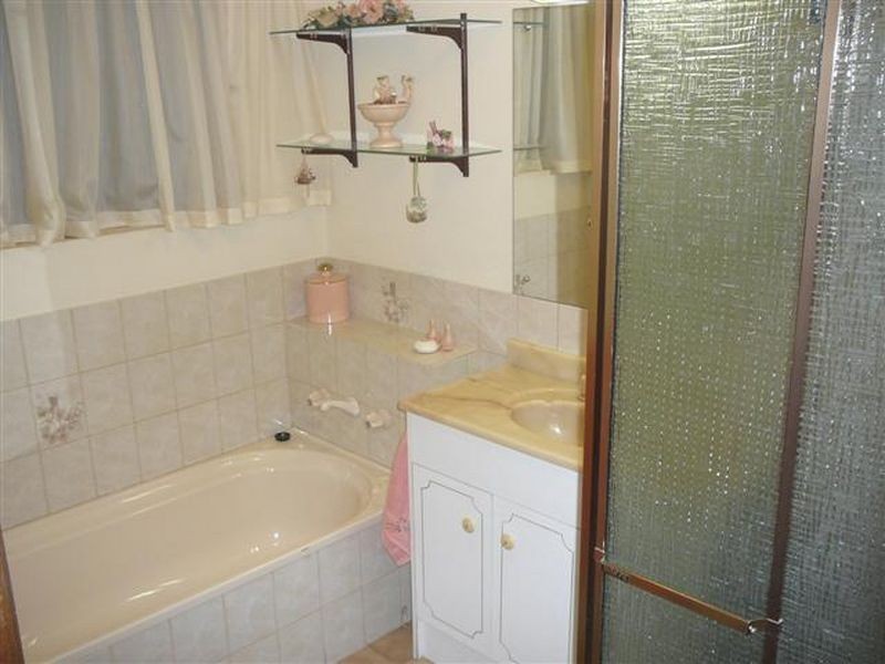 21 Holness Ave, Gawler East SA 5118