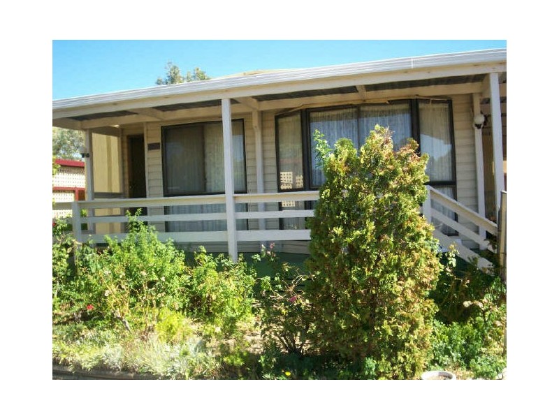 142 EIGHTH AVENUE, Hillier SA 5116