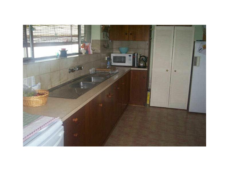 11 ALEXANDER AVENUE, Evanston Park SA 5116