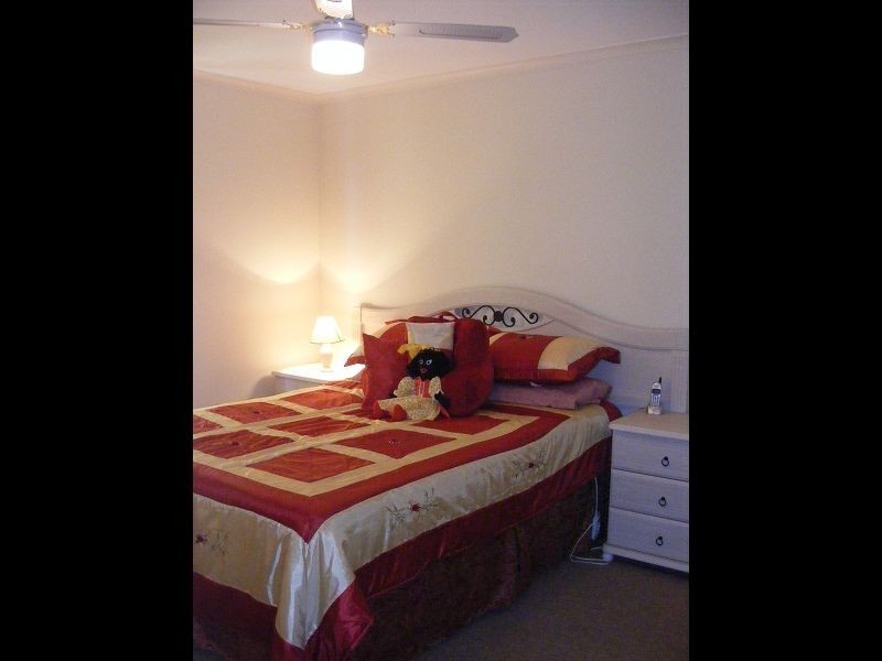 24 St Albans Road, Evanston Park SA 5116