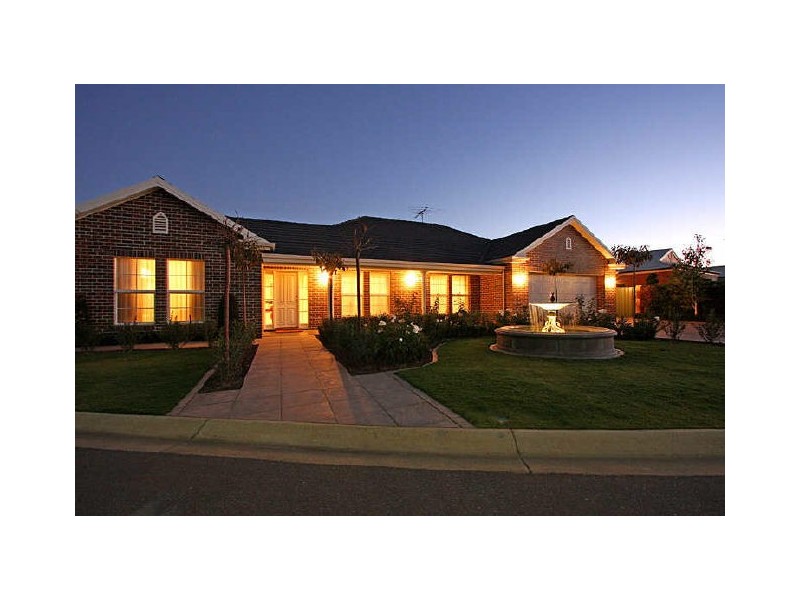 11 WILLS WAY, Hewett SA 5118