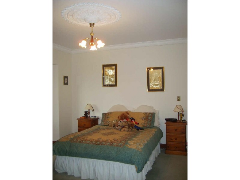 12 BARKER STREET, Willaston SA 5118