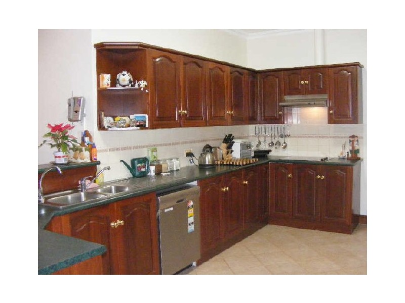 12 BARKER STREET, Willaston SA 5118