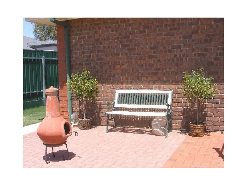 12 BARKER STREET, Willaston SA 5118