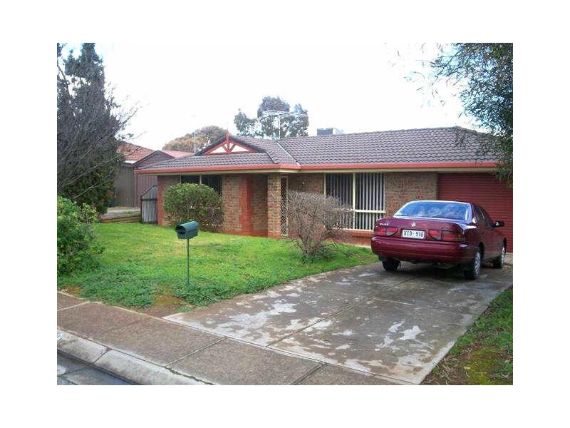 17A HOLNESS AVENUE, Gawler East SA 5118