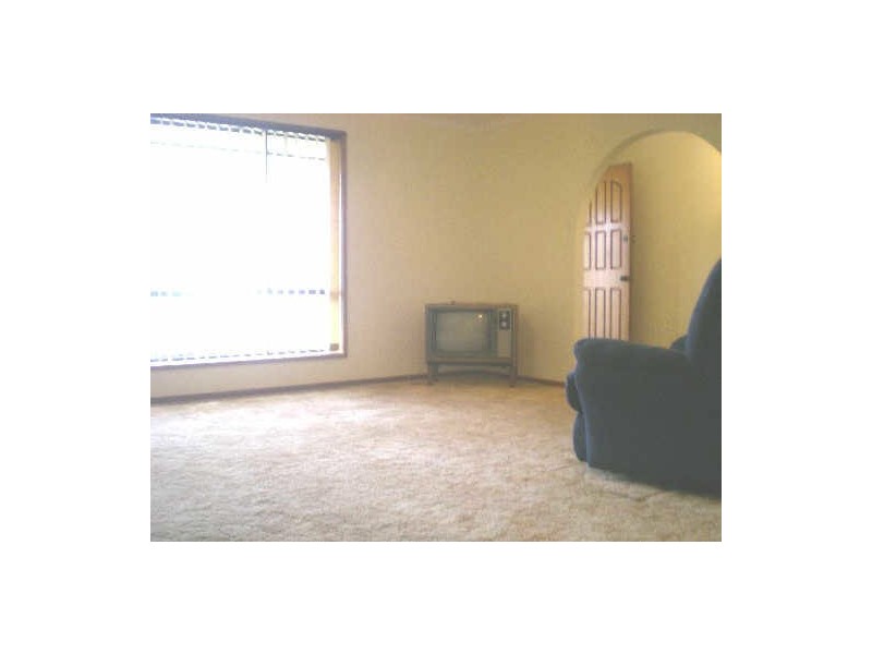 31 DAWKINS AVENUE, Willaston SA 5118