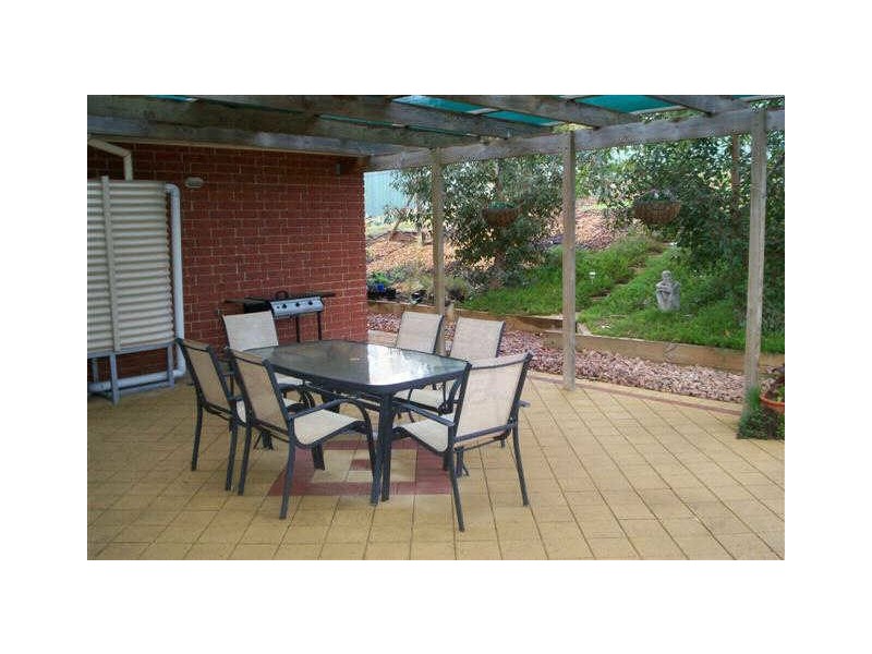 29 BURKE PARADE, Hewett SA 5118