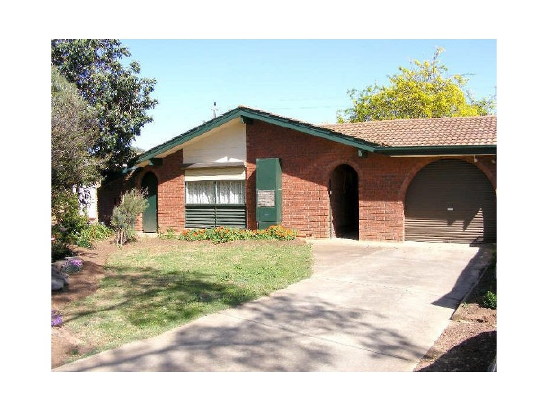 8 MUSGRAVE STREET, Evanston Gardens SA 5116