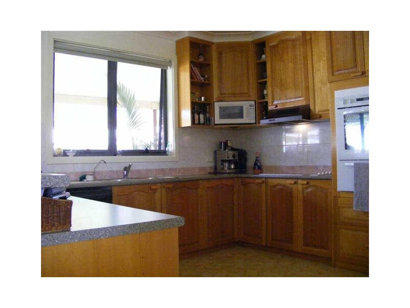 10 GEOFFREY STREET, Lewiston SA 5501