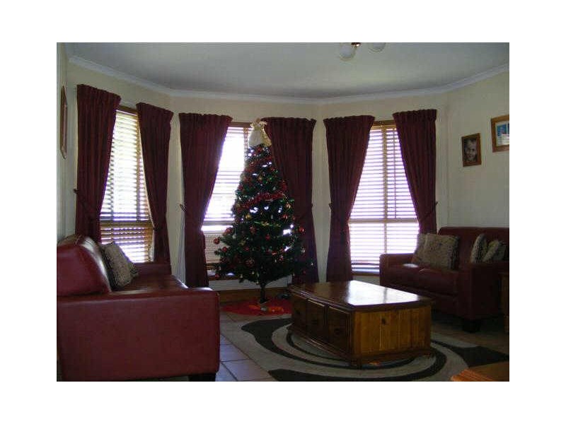 19 HOPE STREET, Smithfield SA 5114