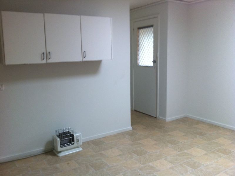 2 Dundee Street, Evanston SA 5116