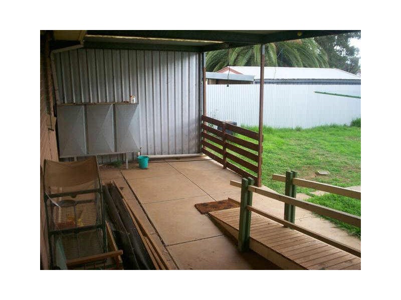 9 BARRINGTON ROAD, Elizabeth Downs SA 5113