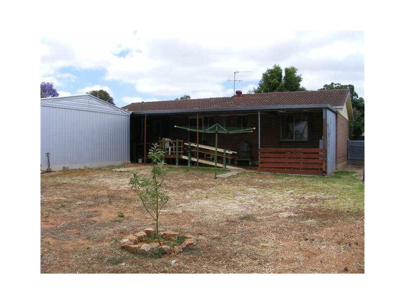 9 BARRINGTON ROAD, Elizabeth Downs SA 5113