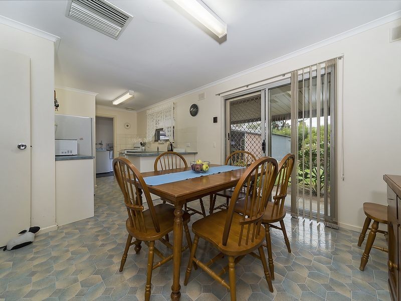12 Newkree Road, Evanston Park SA 5116