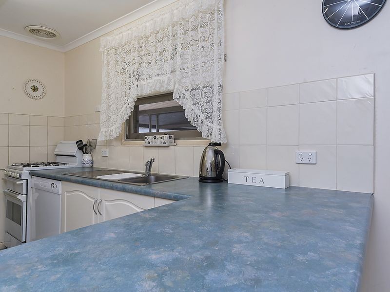 12 Newkree Road, Evanston Park SA 5116